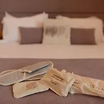 Отель Hypnos Boutique (adults Only)